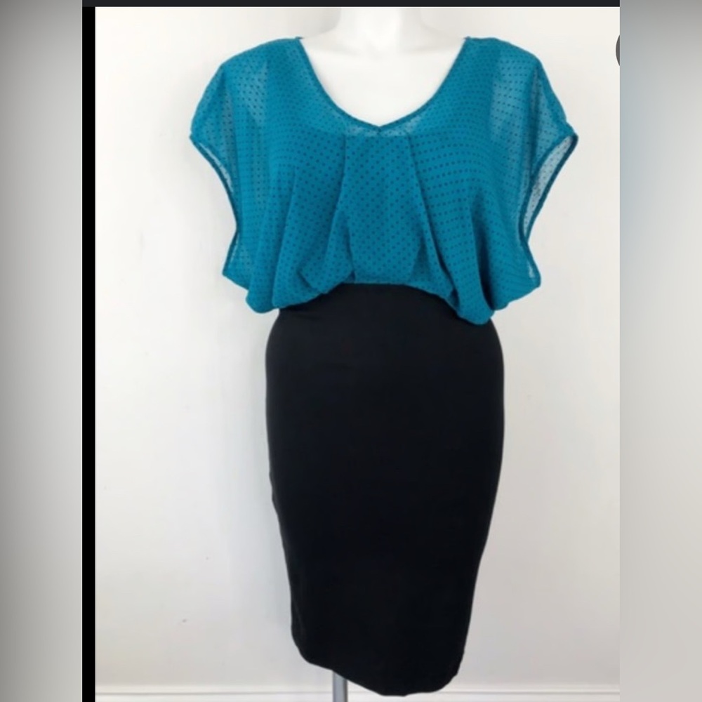 Torrid Pencil Stretch Skirt Plus Sz 3X Teal Blouse with Black polka dots